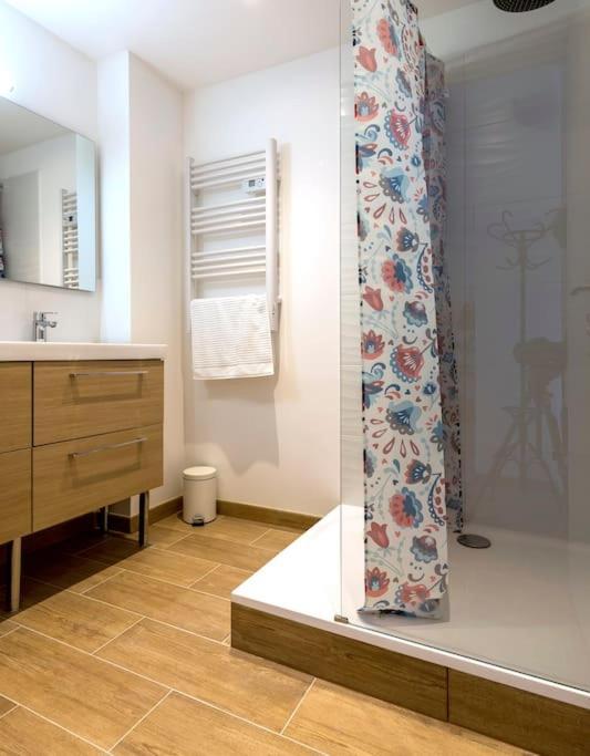 L'Azur 15'Plage 10'Port 5'Train Clim Wifi Pkg Leilighet Toulon Eksteriør bilde